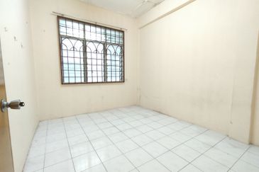 [Extended | Renovated] 2 Storey Terrace @ Taman Sri Damar Mantin