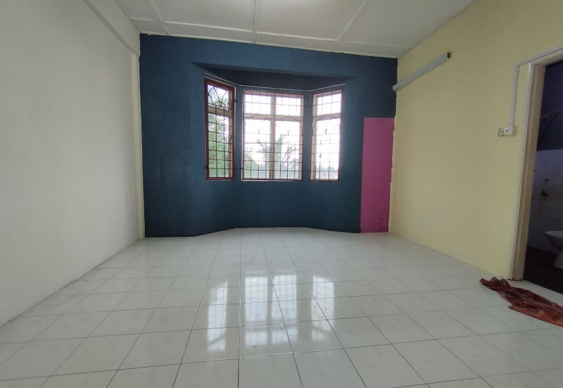 [Extended | Renovated] 2 Storey Terrace @ Taman Sri Damar Mantin