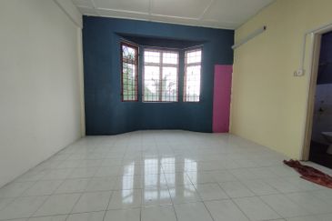 [Extended | Renovated] 2 Storey Terrace @ Taman Sri Damar Mantin