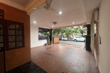 [Extended | Renovated] 2 Storey Terrace @ Taman Sri Damar Mantin