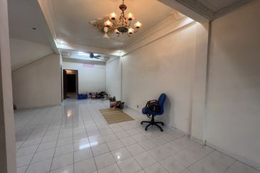 [Extended | Renovated] 2 Storey Terrace @ Taman Sri Damar Mantin
