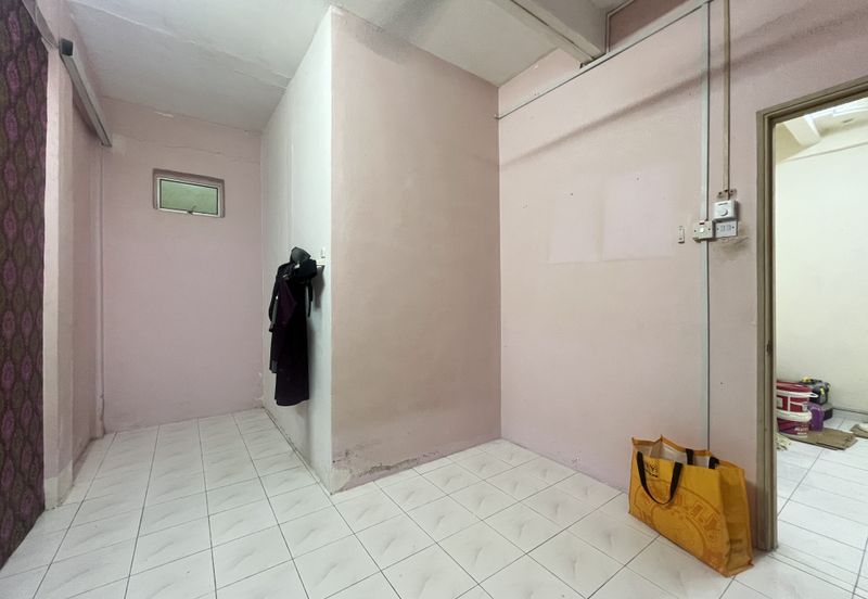 [Extended | Renovated] 2 Storey Terrace @ Taman Sri Damar Mantin