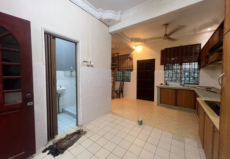 [Extended | Renovated] 2 Storey Terrace @ Taman Sri Damar Mantin