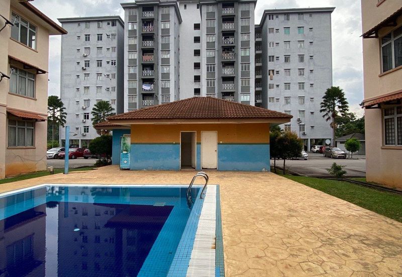 Desa Pelangi Condominium