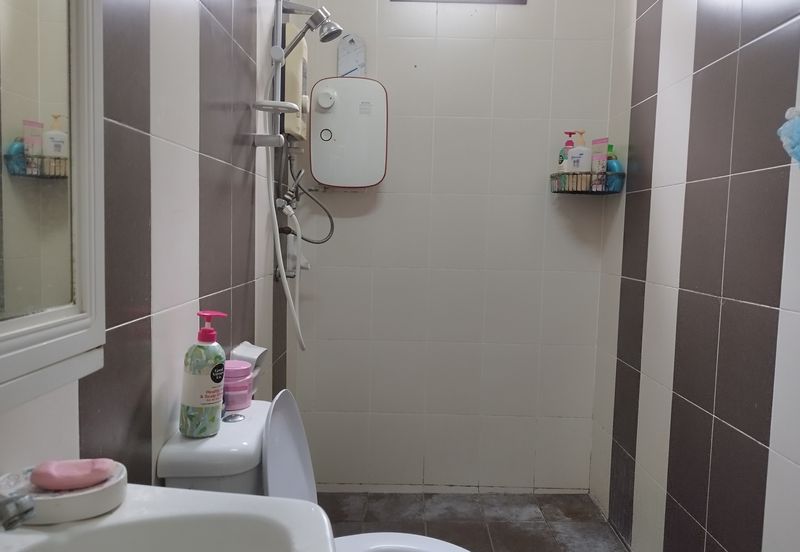 RESIDENCE HILLS @ TAMAN TUANKU JAAFAR