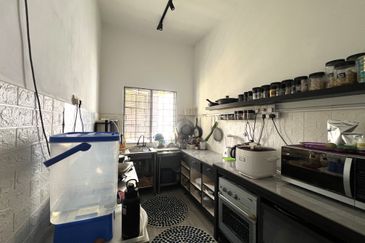 Seksyen 6 @ Bandar Bukit Mahkota