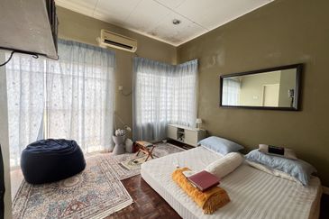 Seksyen 6 @ Bandar Bukit Mahkota