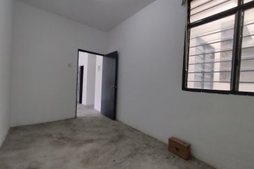 Pangsapuri Damai Utama