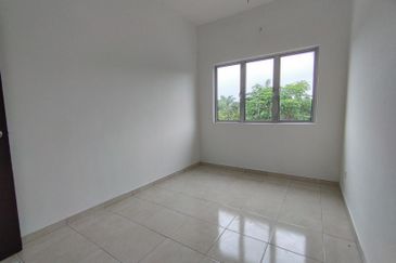 [Endlot | Extra Land Side & Back] Double Storey Taman Semarak Warisan @ Sepang