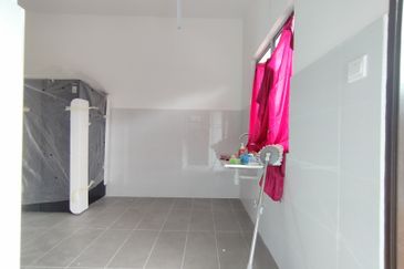 [Endlot | Extra Land Side & Back] Double Storey Taman Semarak Warisan @ Sepang