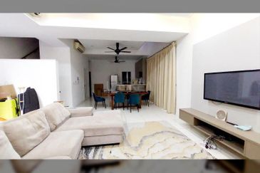 Parkfield Residences, Tropicana Heights