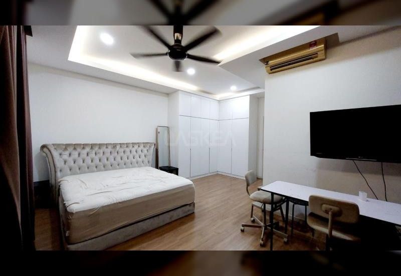 Parkfield Residences, Tropicana Heights