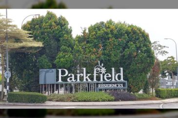 Parkfield Residences, Tropicana Heights