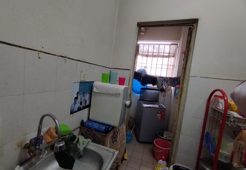 Sri Ixora Apartment, Seksyen 27