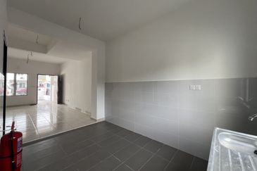 Double Storey Terrace Taman Semarak Warisan @ Sepang