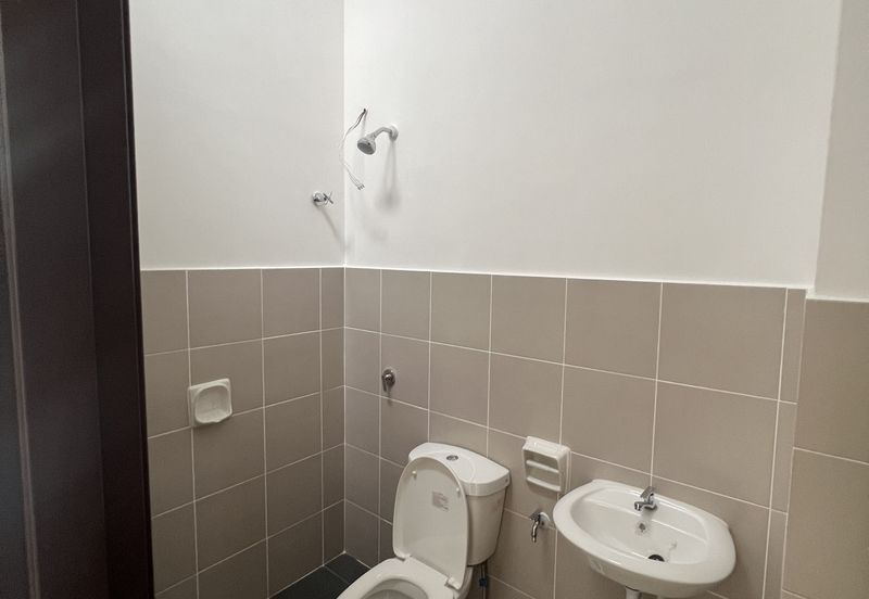 Double Storey Terrace Taman Semarak Warisan @ Sepang