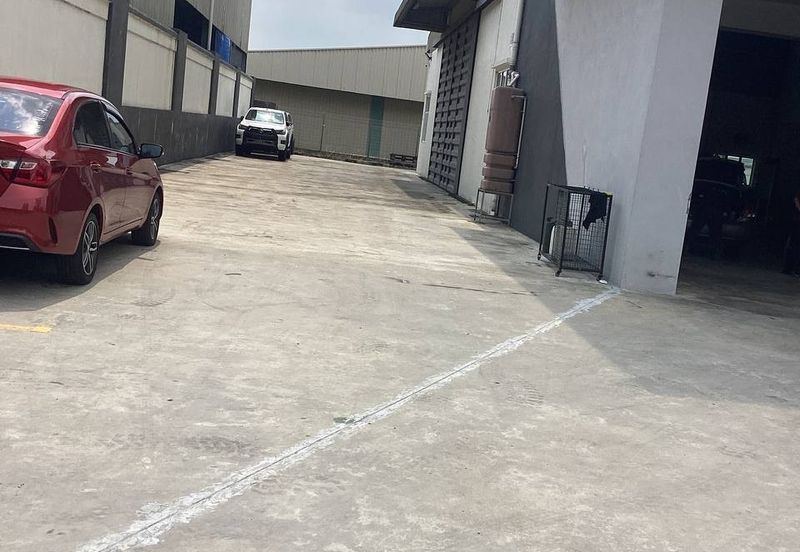 Semi-D Factory @ Semenyih