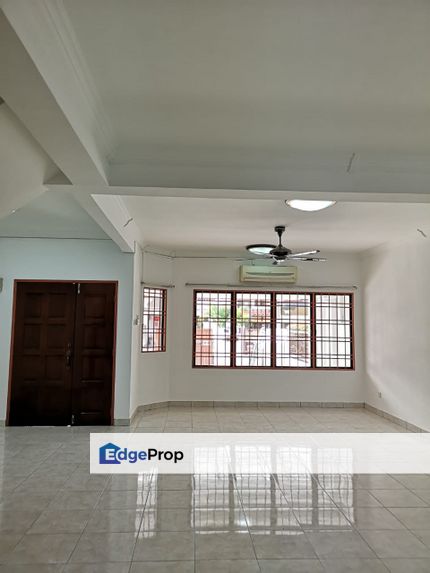 Partial Furnish House Bandar Utama 7 Rare Unit, Selangor, Petaling Jaya