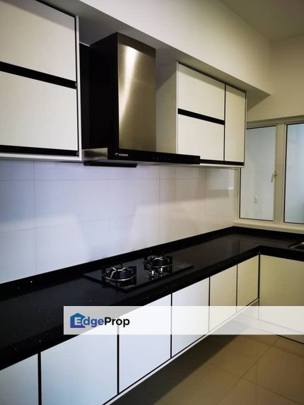 3 Bedroom Unit in Taman Sri Putra Mas E Park, Selangor, Sungai Buloh