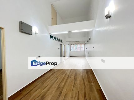 1.5 storey terraced house in Ss3 Partial Furnished, Selangor, Kelana Jaya