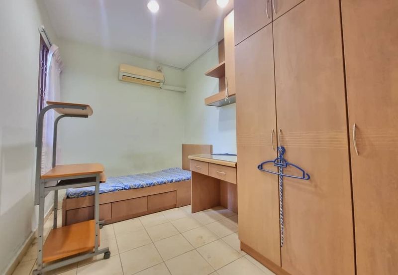 Prima Regency (Dorchester Court)