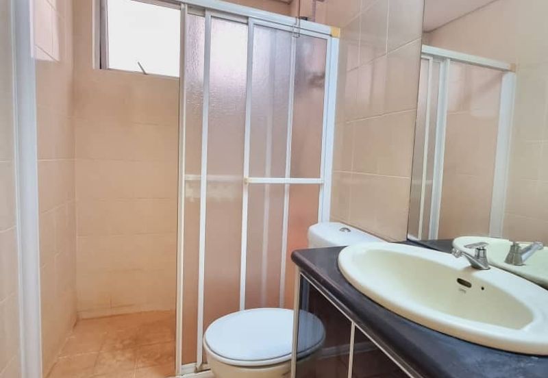 Prima Regency (Dorchester Court)