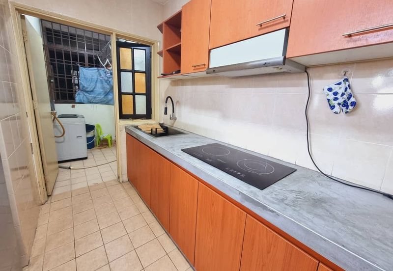 Prima Regency (Dorchester Court)