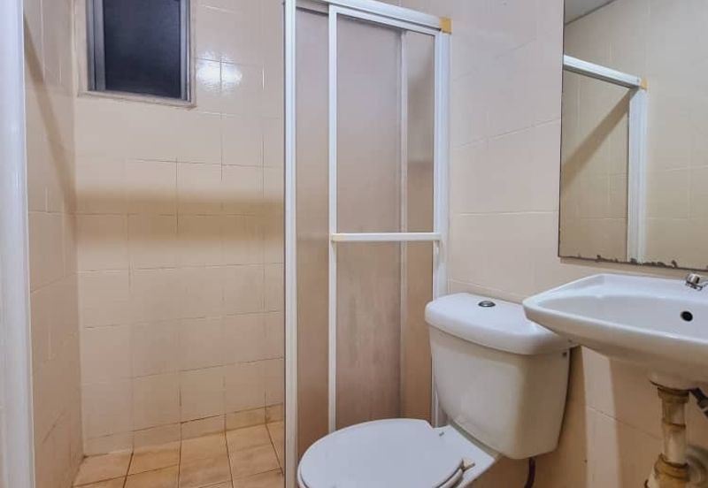 Prima Regency (Dorchester Court)