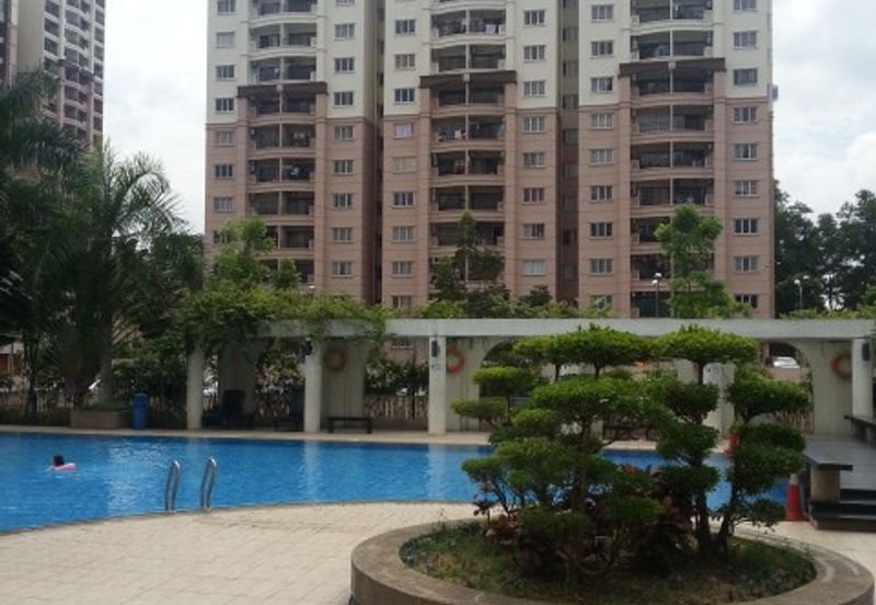 Prima Regency (Dorchester Court)