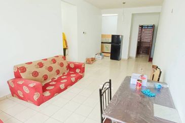 Indah Court Apartment
