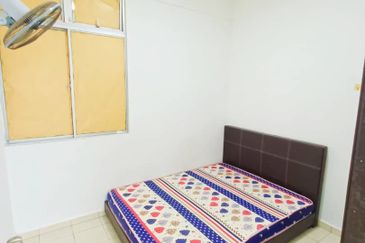 Indah Court Apartment