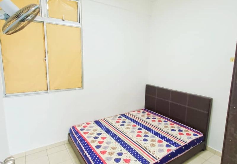 Indah Court Apartment