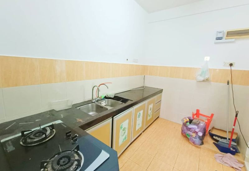 Indah Court Apartment