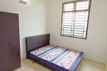 Indah Court Apartment