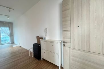 Seasons Luxury Apartments @ Amara Larkin