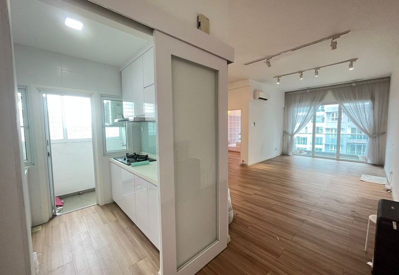 Seasons Luxury Apartments @ Amara Larkin