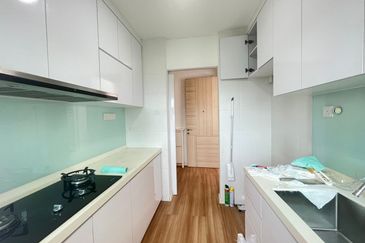 Seasons Luxury Apartments @ Amara Larkin