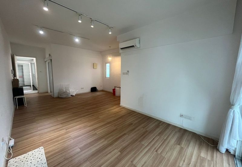 Seasons Luxury Apartments @ Amara Larkin