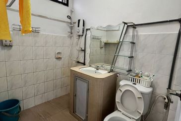 Summer Park Townhouse (Pangsapuri Alam Jaya), Bandar Baru Seri Alam