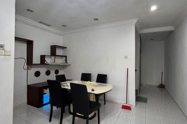 Summer Park Townhouse (Pangsapuri Alam Jaya), Bandar Baru Seri Alam