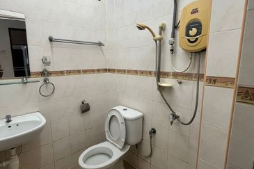 Summer Park Townhouse (Pangsapuri Alam Jaya), Bandar Baru Seri Alam