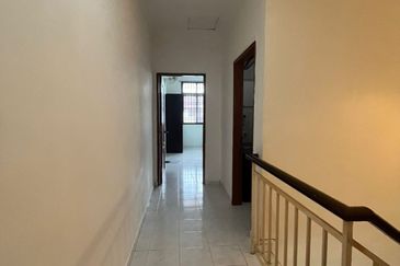 Summer Park Townhouse (Pangsapuri Alam Jaya), Bandar Baru Seri Alam