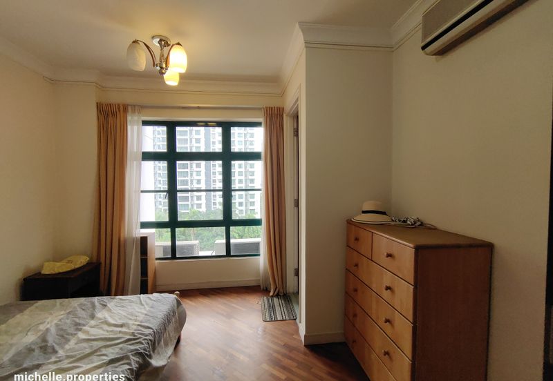 The Straits View, Bandar Baru Permas Jaya