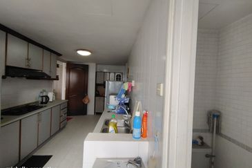 The Straits View, Bandar Baru Permas Jaya