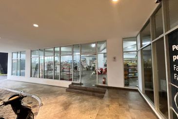 Midas Perling Apartment