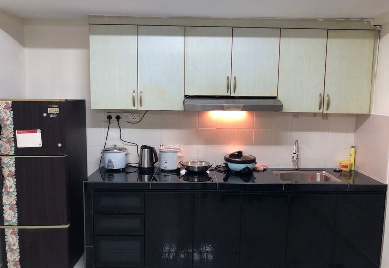 Bangunan Duta Impian (The Embassy Suites)