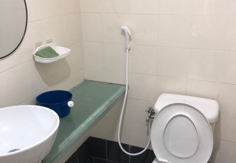 Bangunan Duta Impian (The Embassy Suites)