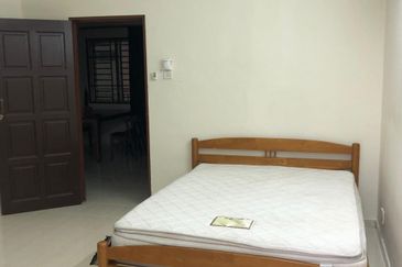 Bangunan Duta Impian (The Embassy Suites)