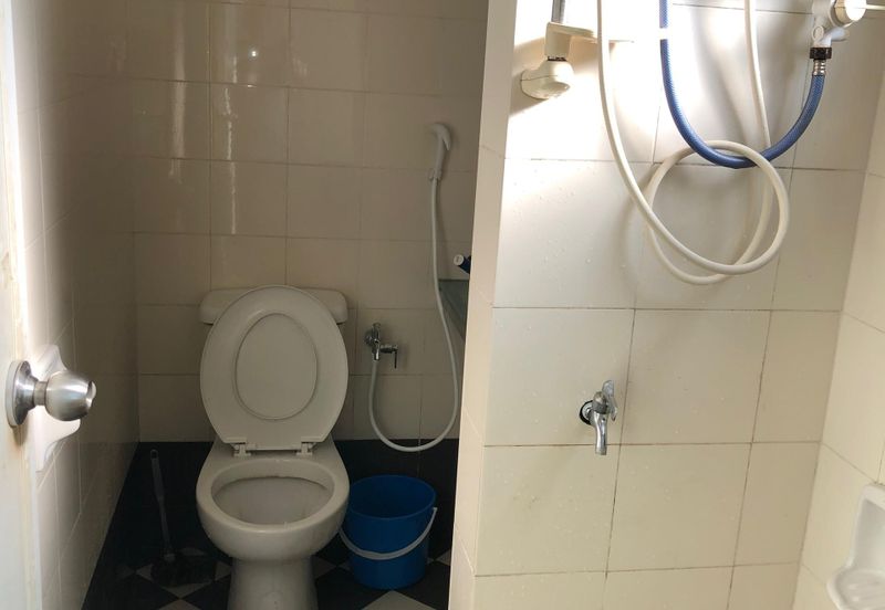 Bangunan Duta Impian (The Embassy Suites)