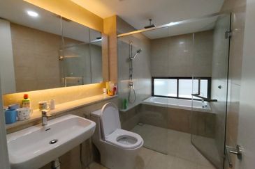 The WaterEdge Residences